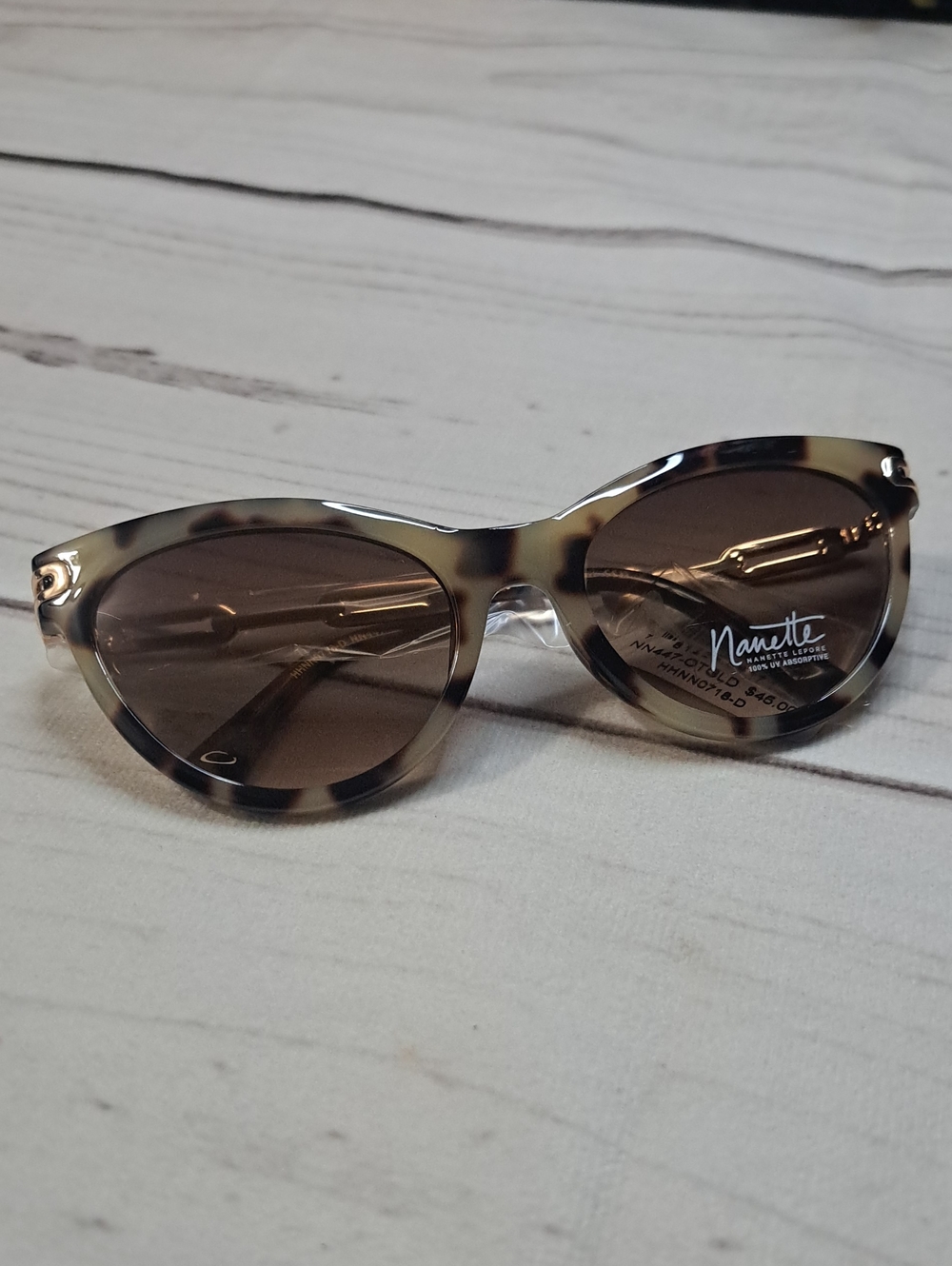 Nannette Lepore Tortoise Cat-Eye Sunglasses - Brown Lenses. No Case